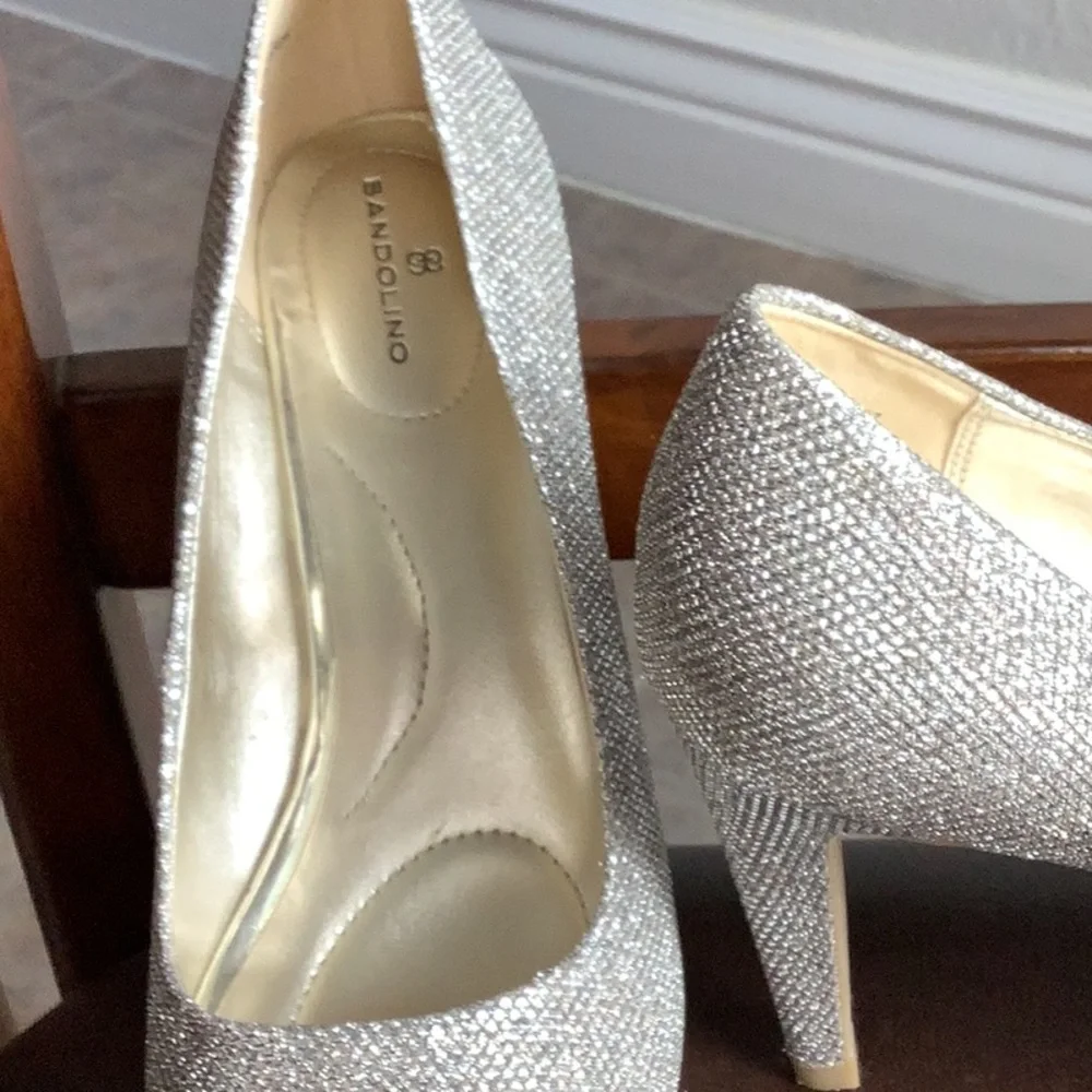 Bandolino Women high heel shoes - Picture 2 of 2